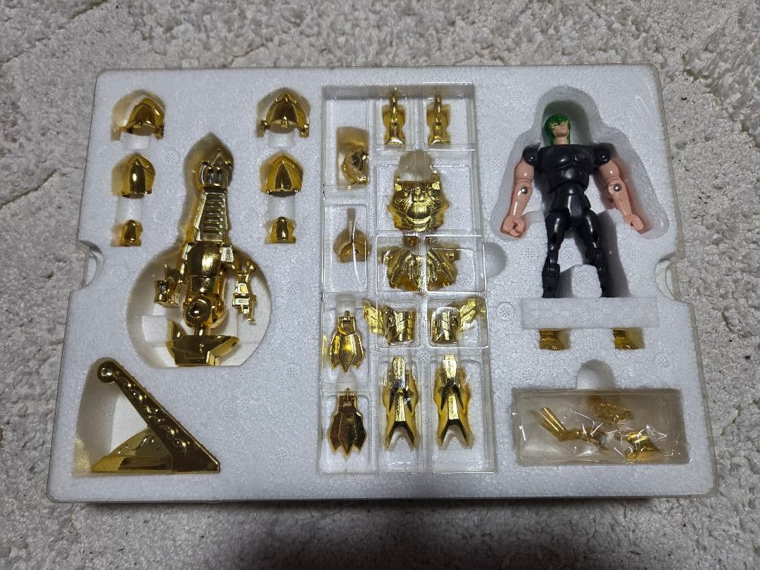 【未使用】 聖闘士聖衣大系 ピスケスクロス(魚座のアフロディーテ) 黄金聖衣
