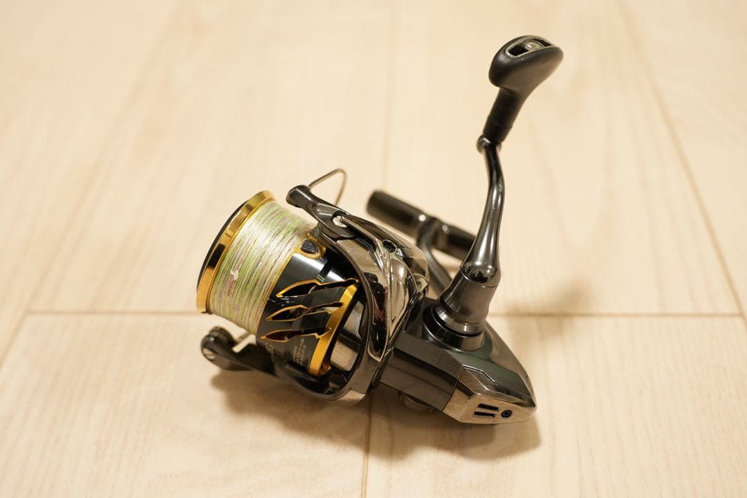 リール SHIMANO 20TWINPOWER 4000MHG