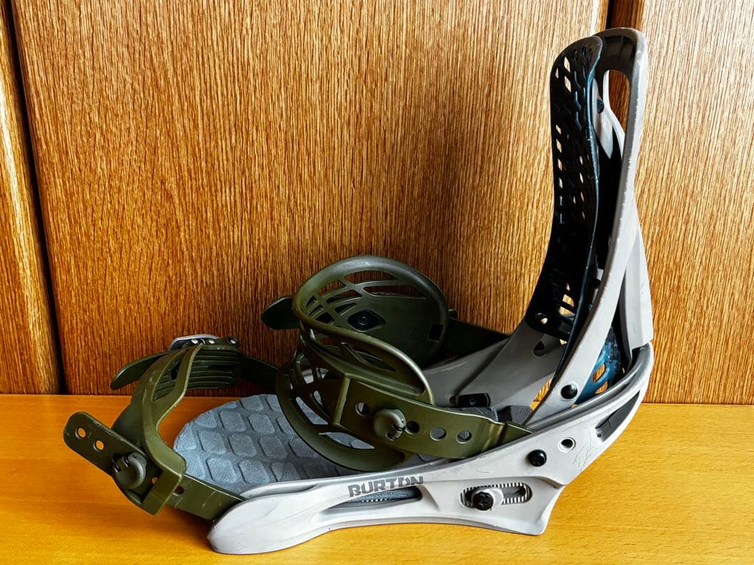 バートンBURTONバインディング【ジェネシスTT（M）】ゲンテンスティック等に