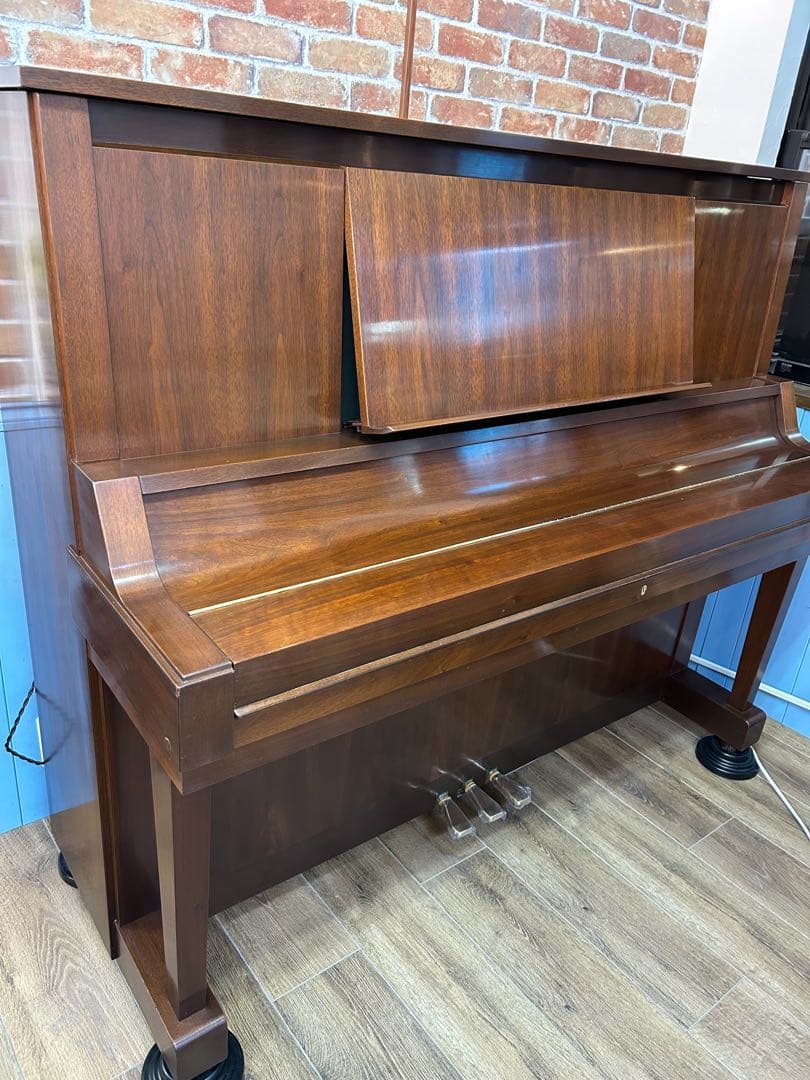 ヤマハ　アップライトピアノ　W102BW 1984年整　リニューアル　極上品です