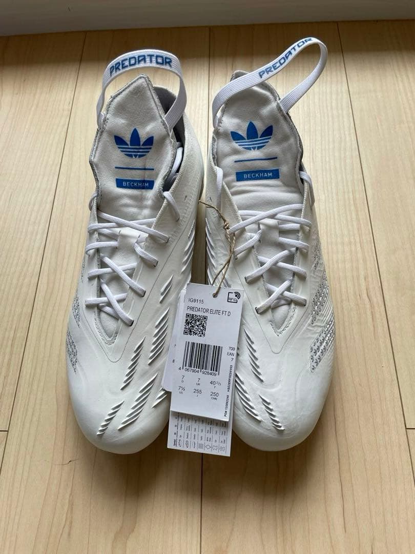 【新品未使用】プレデターエリート デビッド・ベッカム FG おまけ付き