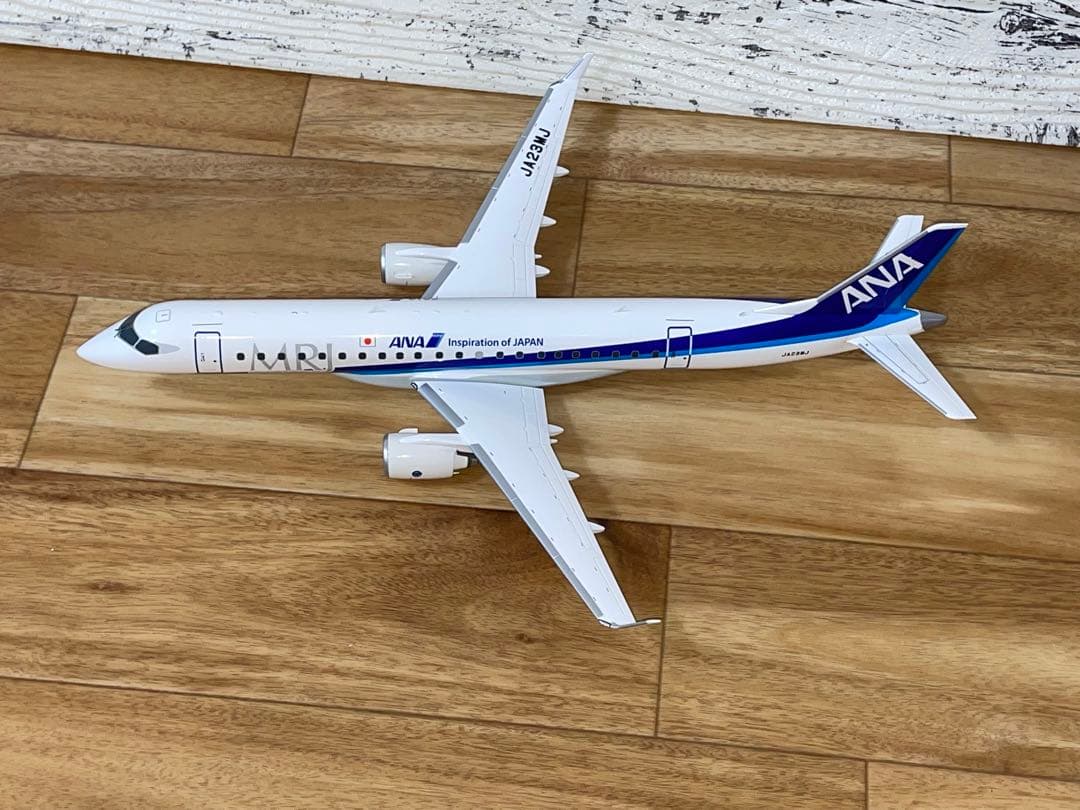 [本体美品]三菱航空機 MRJ90 1:100 JA21MJ[MR19009]