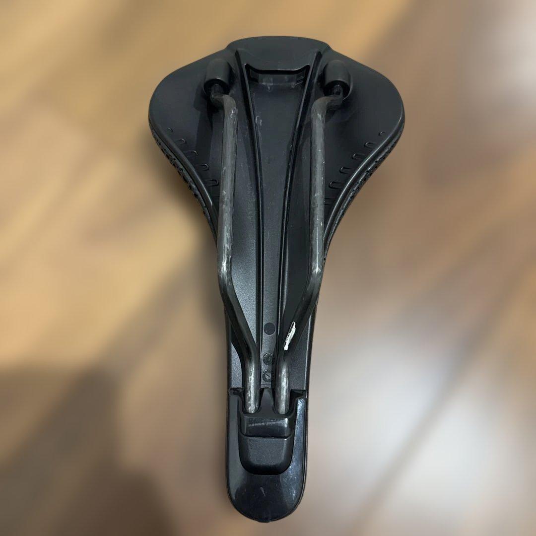 フィジーク VERSUS EVO ANTARES 00 ADAPTIVE