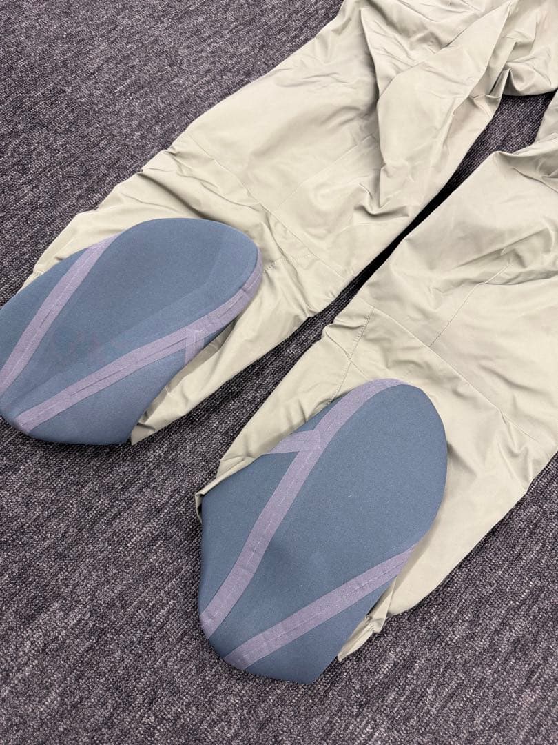 【未使用】パタゴニア　ウェーダー　SP16 0126 サイズM