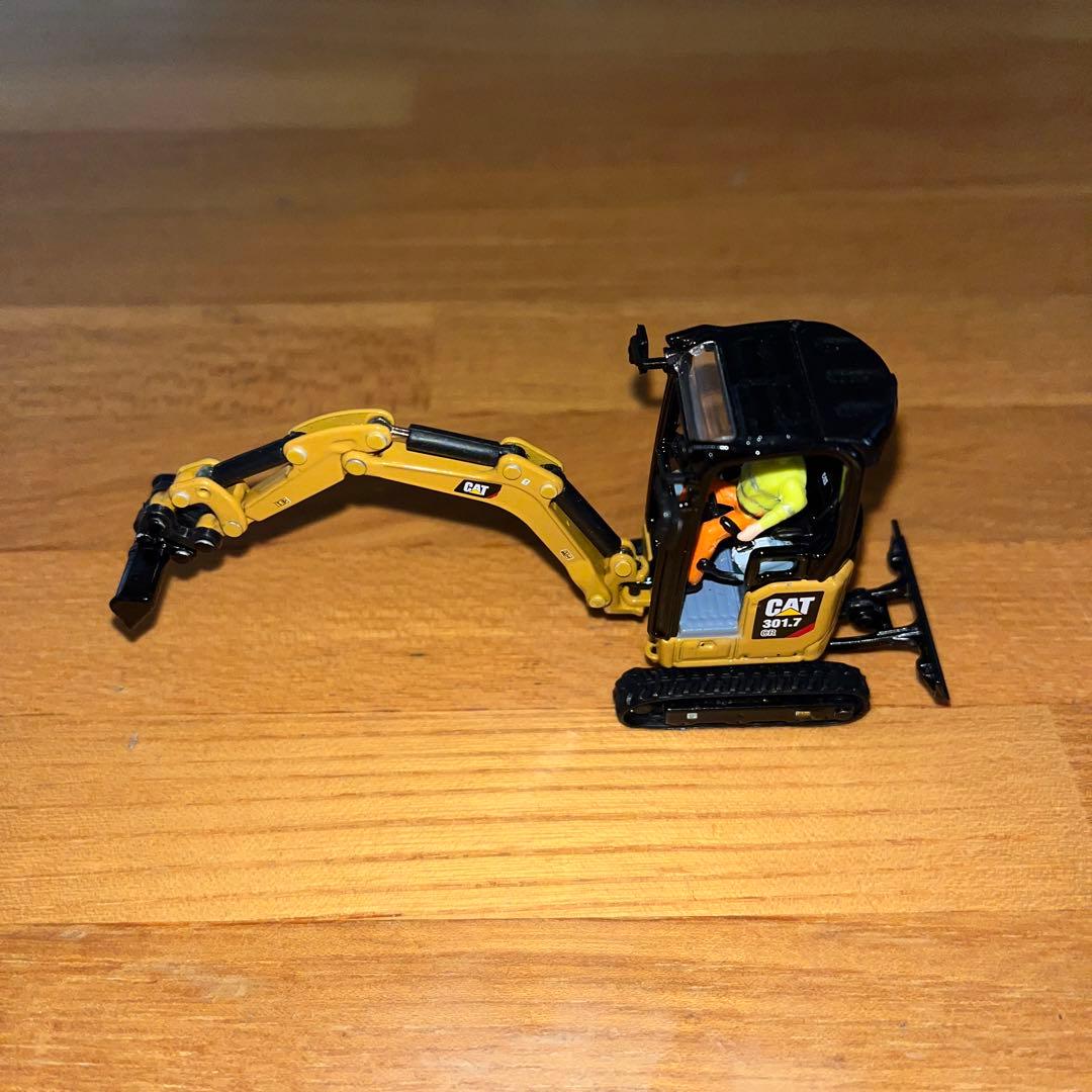 CAT301.7 (1/50) ミニチュア キャタピラー建機