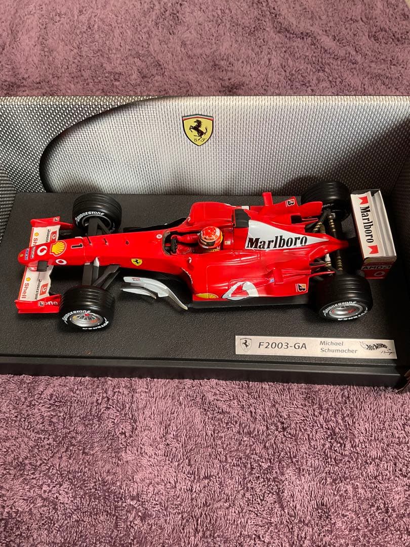 Ferrari F2003-GA ミニカー 1/18 ミハエル・シューマッハ