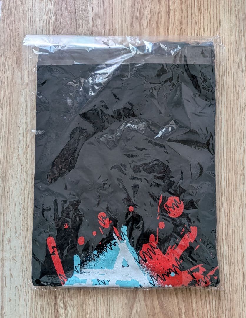 【最終値下げ】ONE OK ROCK　Luxury DiseaseハートTシャM