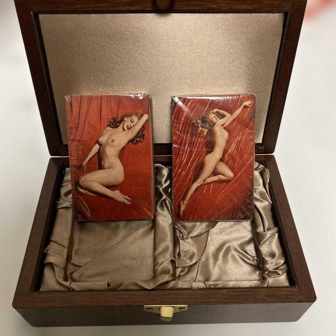 未使用　マリリンモンロー没後30年記念トランプ木製トランプケース 米国国章