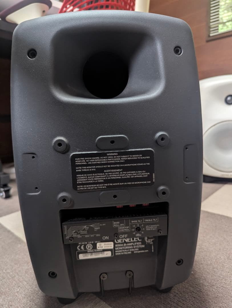 お買い得 美品 GENELEC 8050A ペア モニタースピーカー