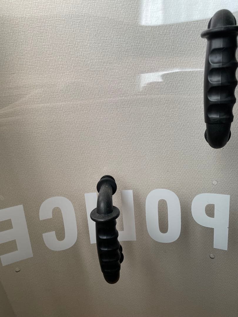 盾　ライオットシールド　警察　機動隊風