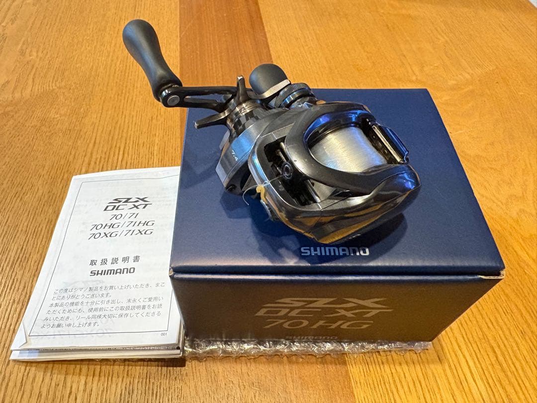 美品　SHIMANO SLX DC XT 70HG ベイトリール