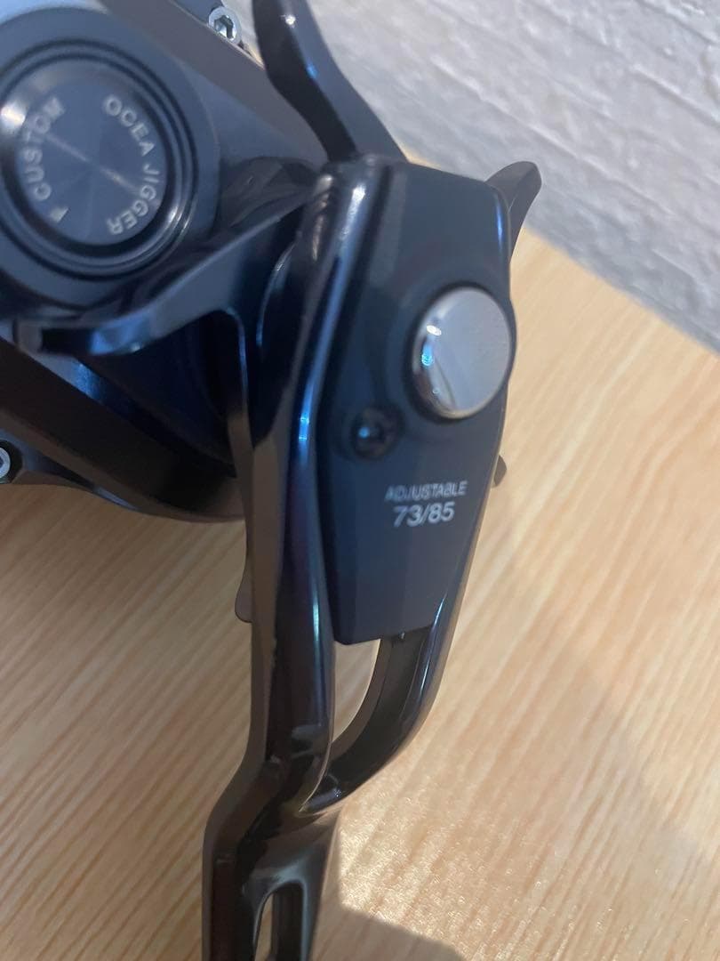 OCEA JIGGER F CUSTOM 1500HG リブレハンドル付き