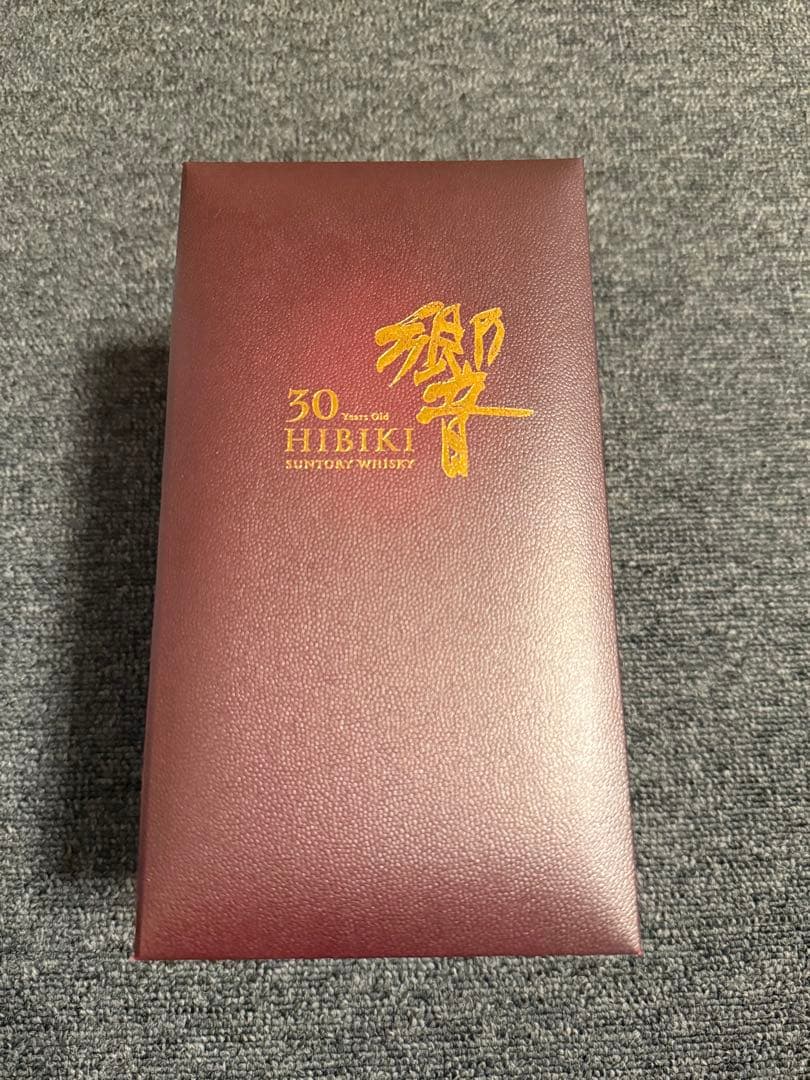 Hibiki 30年 サントリーウイスキー ギフトボックス付き