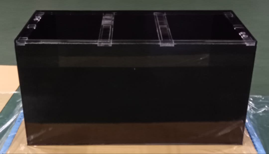アクリル水槽 W900 D600 H600 四面黒10㍉ ワンオフ 佐川急便発送