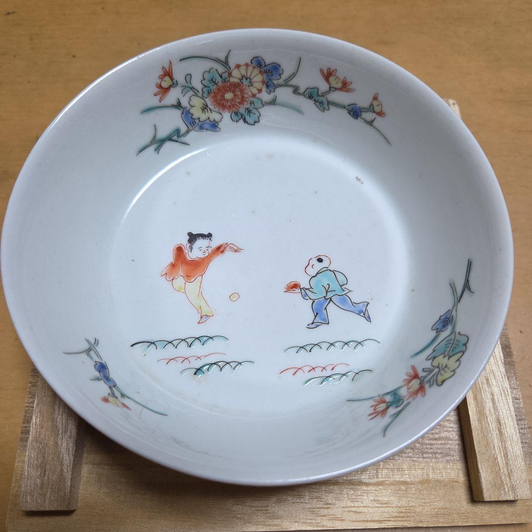 江戸中期　色絵柿右衛門唐子花図鉢（向付け）