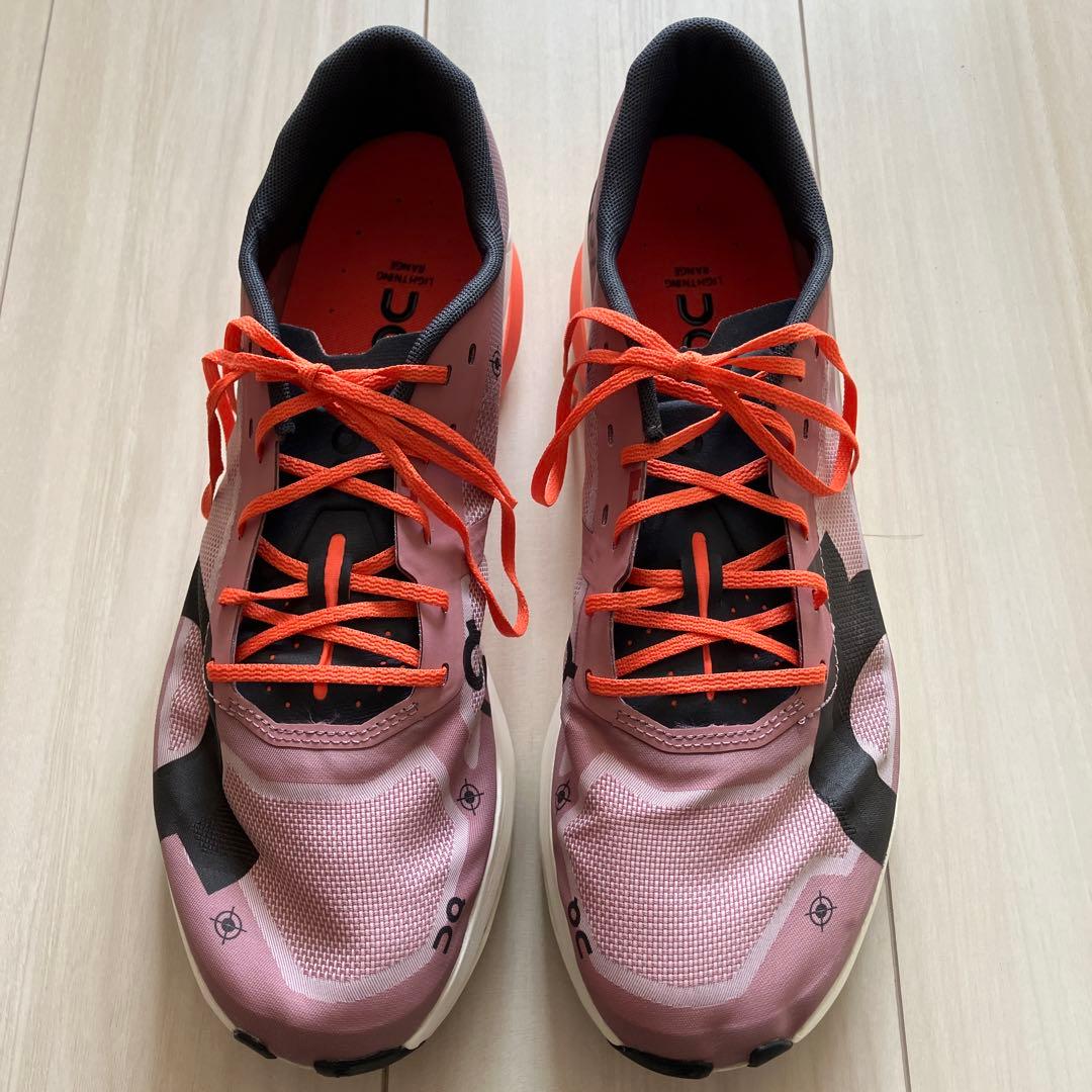 （美品）on クラウドブームエコー3 28cm
