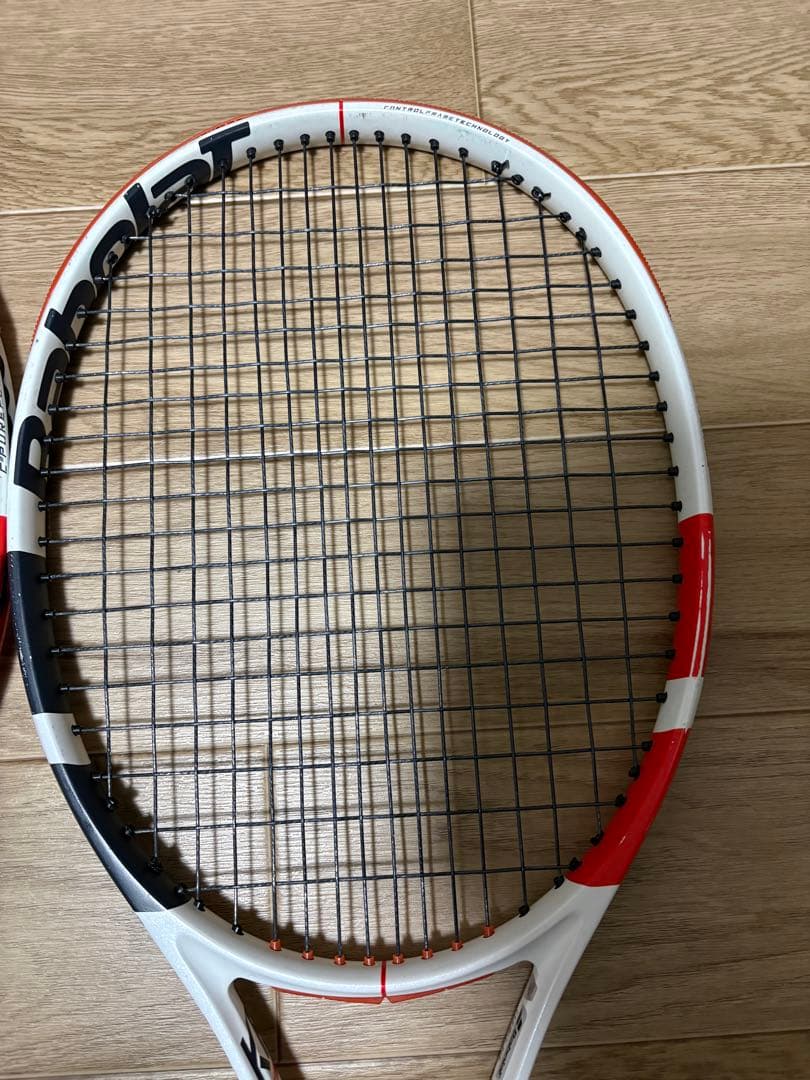 babolatピュアストライク100P 2本セット