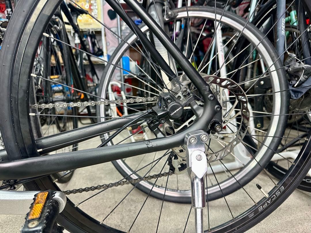 エスケープ R DISC 基本分解発送送料無料！近県の方完成車配送もOK！