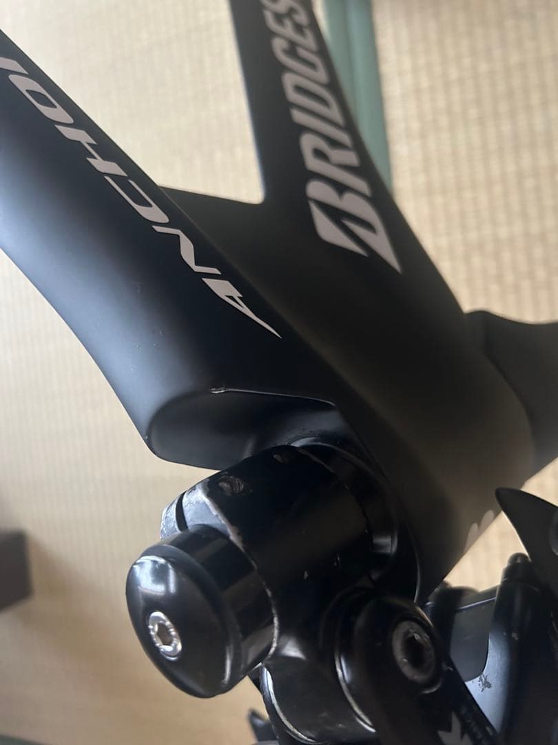 ブリヂストン　TS9