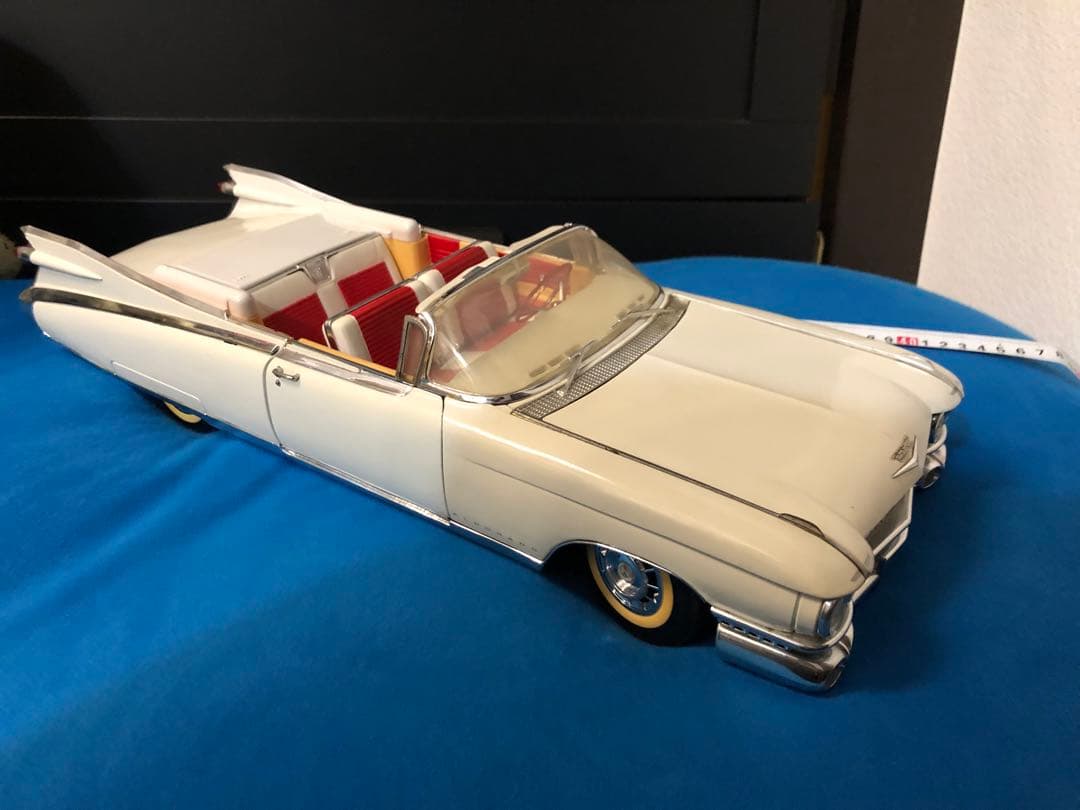 ミニカー1/12 CADILLAC ELDORADO