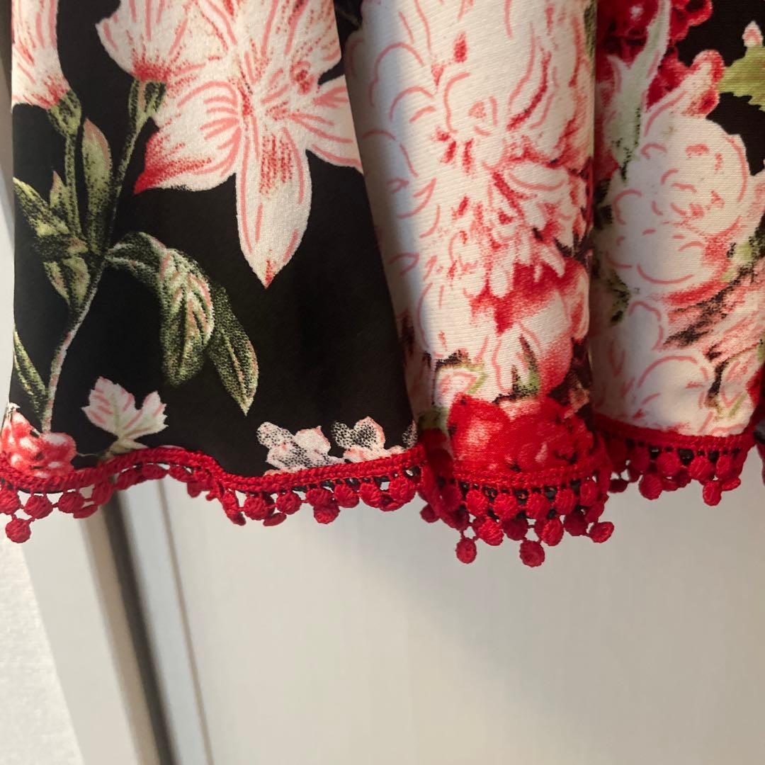 フラメンコスカート 花柄 黒