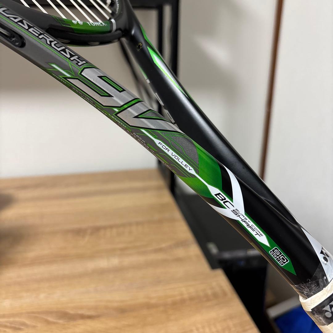 YONEX LASERUSH 9V SL2 傷無し　美品　最安値