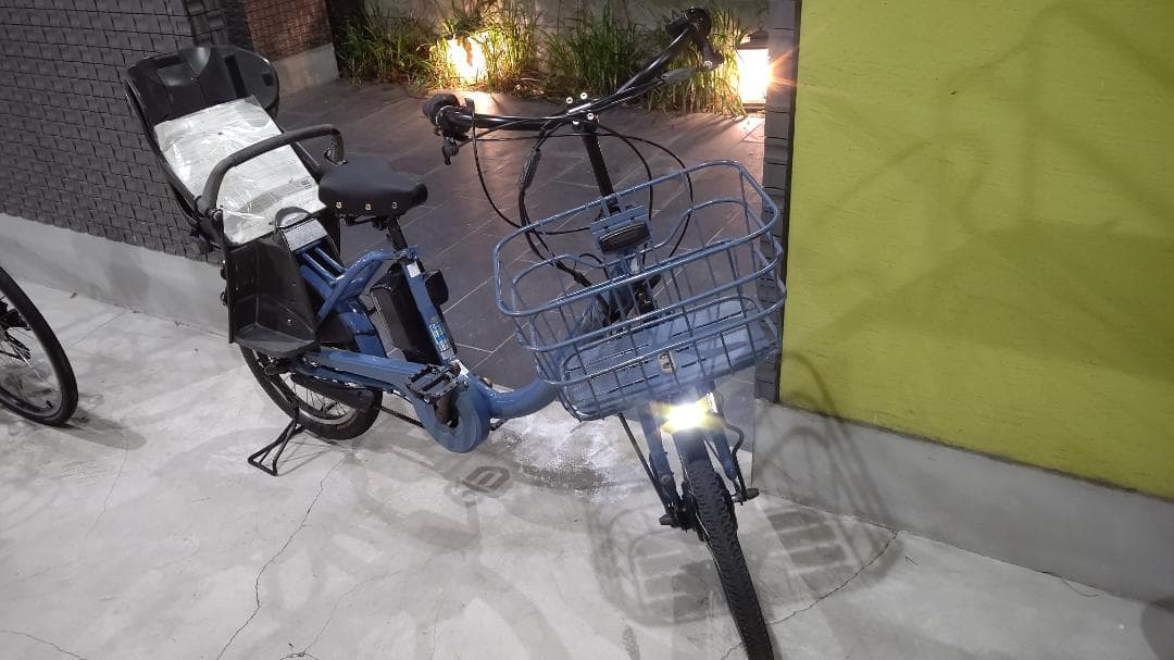 BIKKE　MOB　回生充電付き　ブリヂストン　電動自転車　シートクッション新品