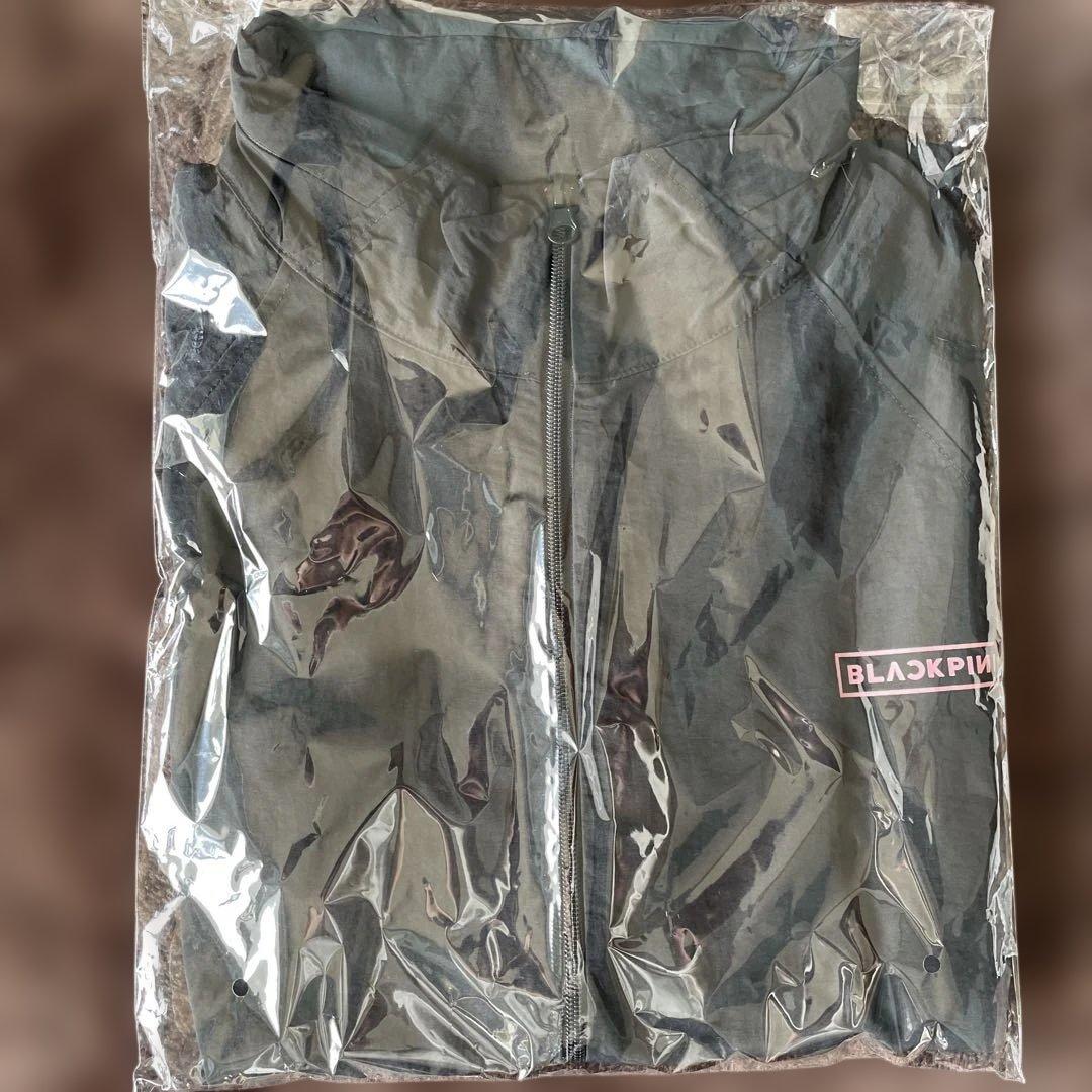 BLACKPINK DEADLINE パッカブルジャケット