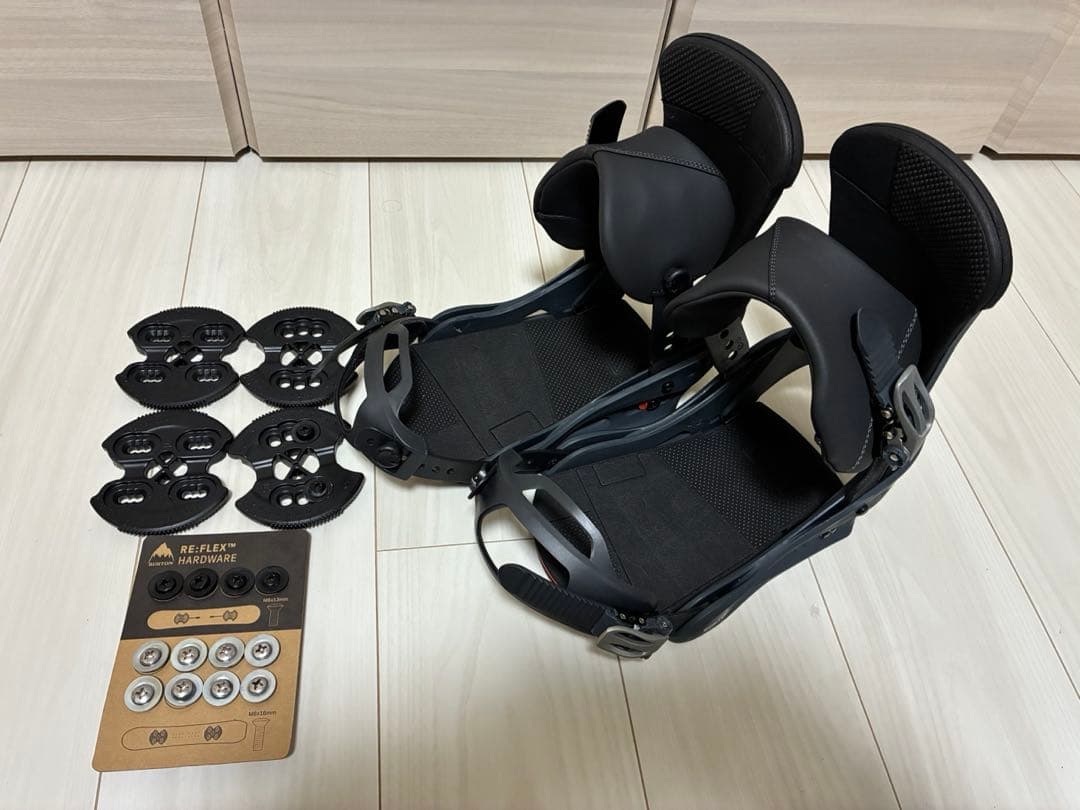 BURTON CUSTOM Re:Flex スノーボードバインディング Mサイズ