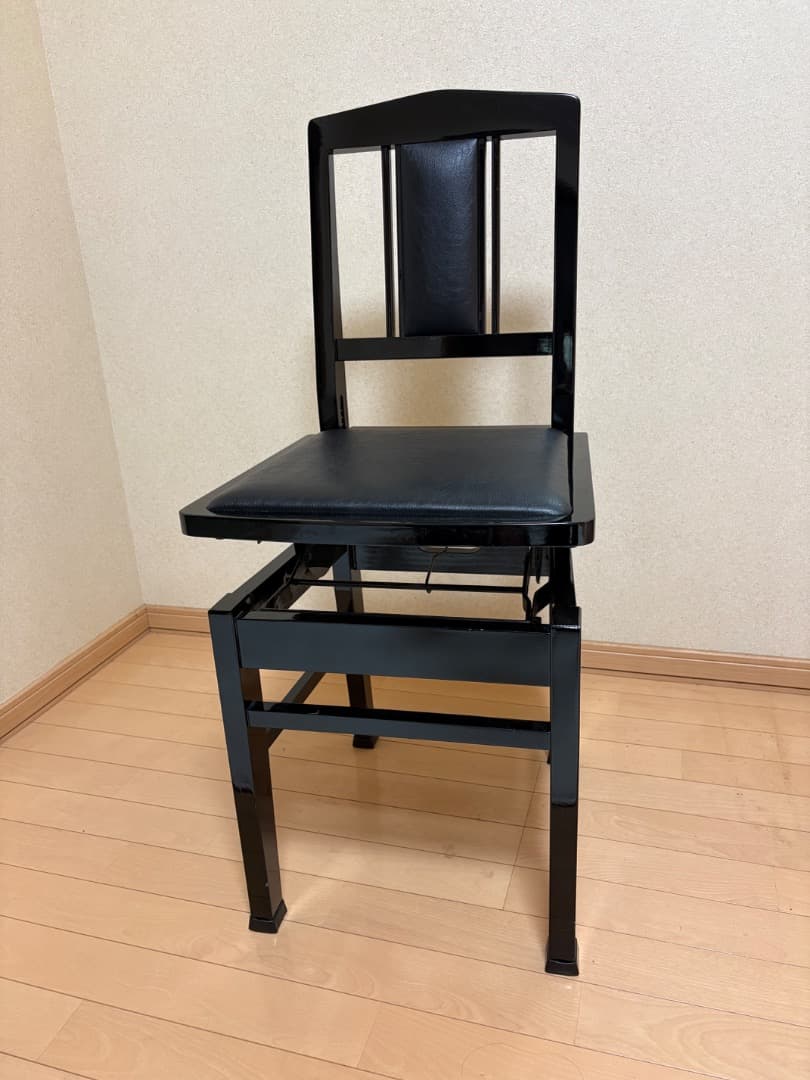 KAWAI トムソン椅子　背もたれ付き　高さ調整可能