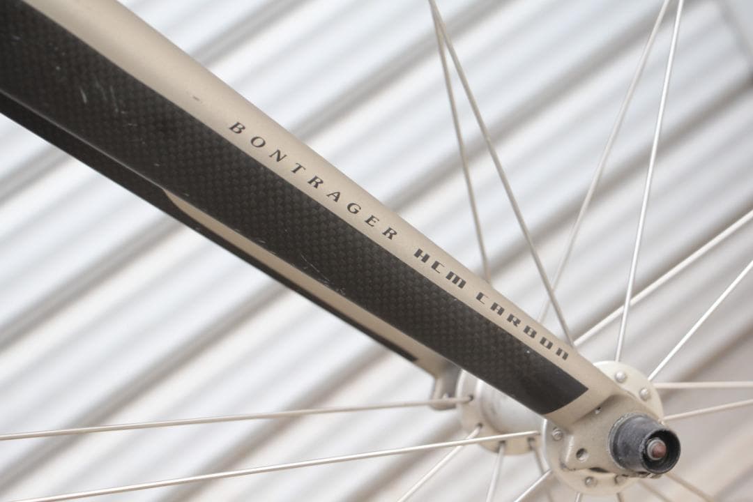 引き取り限定♪人気のTREK♪7.5FX♪カーボンフォーク♪軽量モデル♪