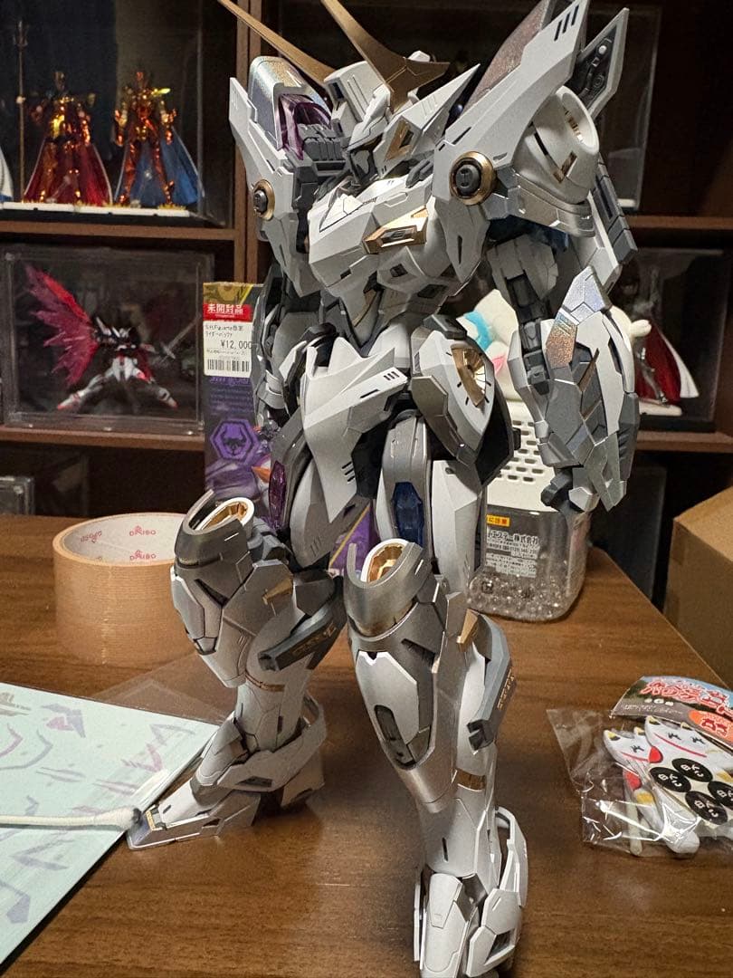 中華プラモ　炎皇　新カラー　組み立て途中品