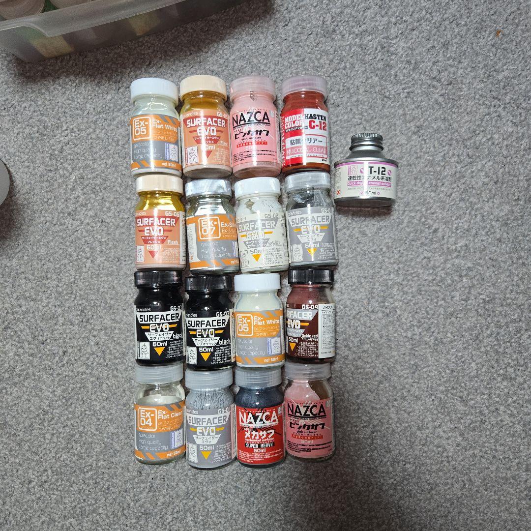 Y*!様 模型用塗料セット 大量多色 タミヤ エヴォ ガイアノーツ 引退品