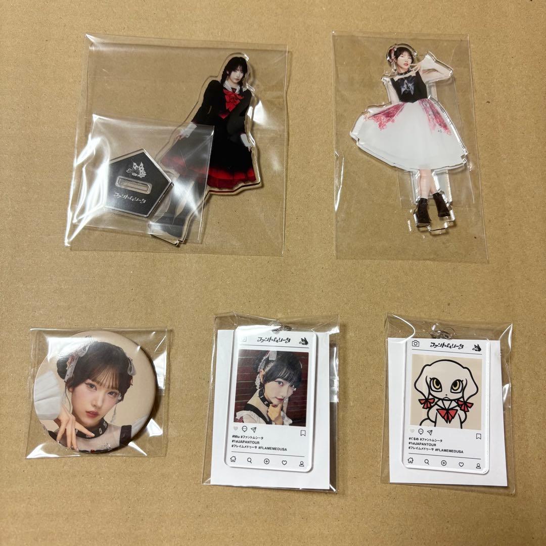 ファントムシータ　美雨　ハイネ　フレメド　アクスタ　缶バッジ　アクキー