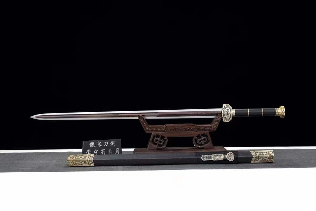 （ラッカー鞘）吉祥如意剣 古兵器 武具　刀装具　日本刀　模造刀 居合刀