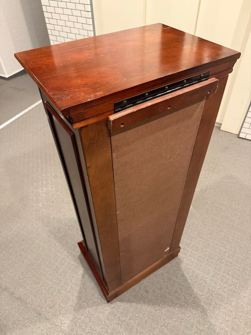 MADE IN USA・アンティーク・アクセサリーキャビネット・ヴィンテージ