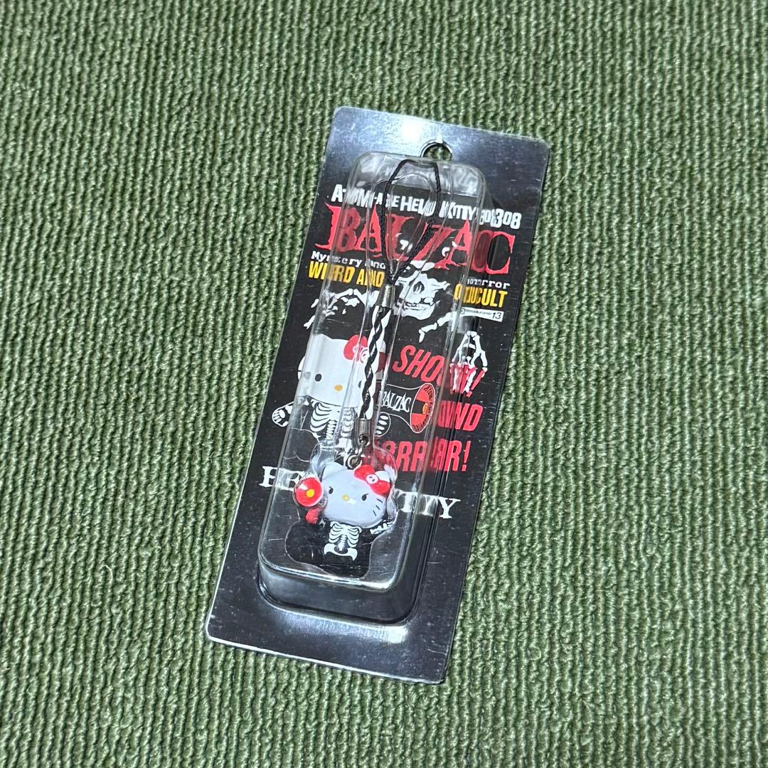 バルザック×ハローキティー　コラボ　ストラップ　根付け　レア