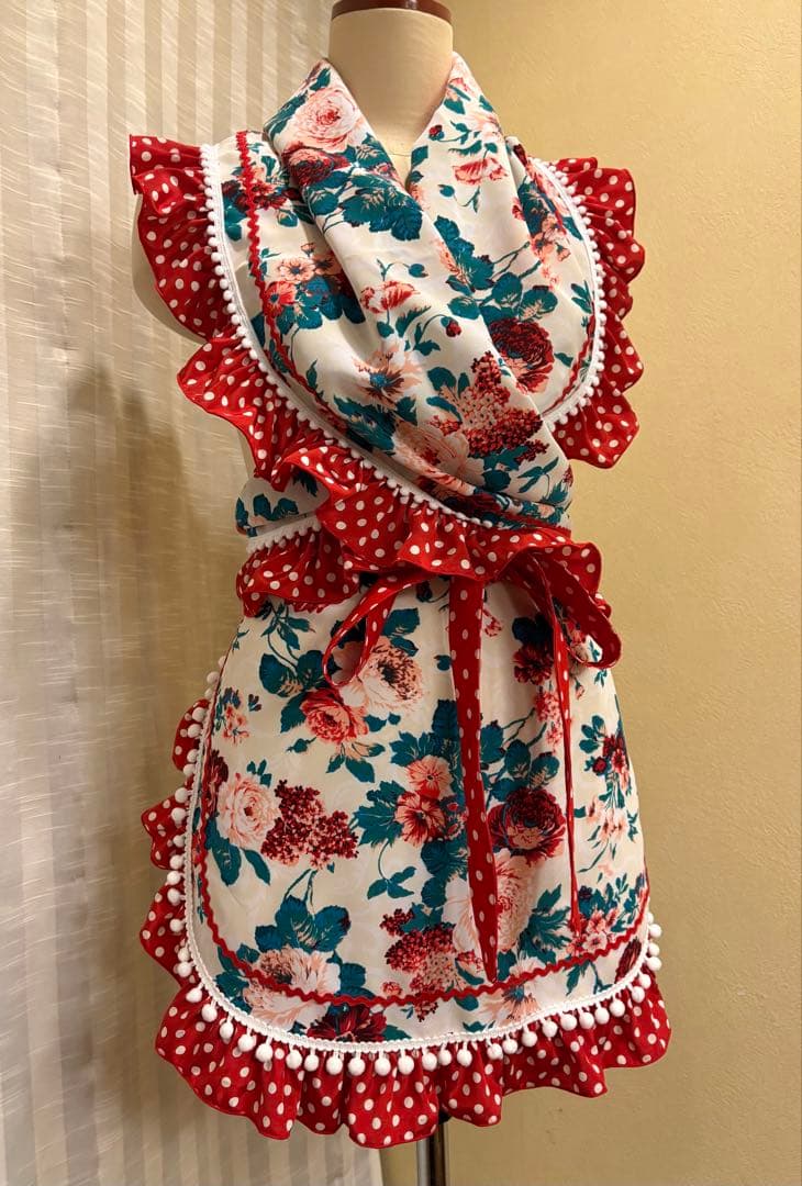 エプロン　ショート　赤オレンジバラ柄　赤白ドットフリル　フラメンコ　衣装