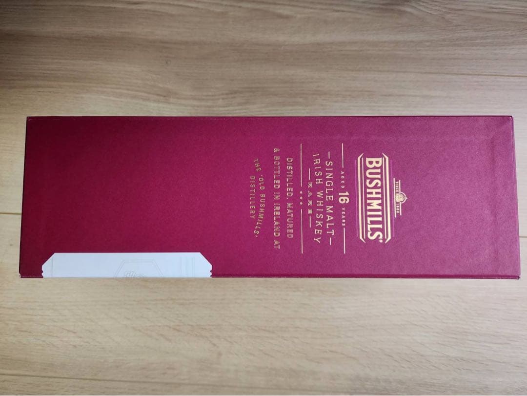 BUSHMILLS 16年 シングルモルトウイスキー ギフトボックス付き
