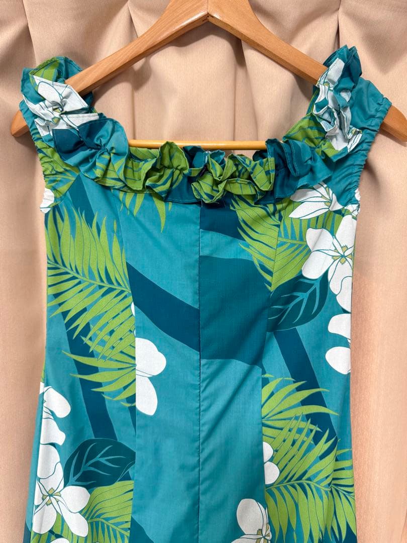 フラダンス衣装　花柄　グリーンMUUMUU PARADISEワンピース
