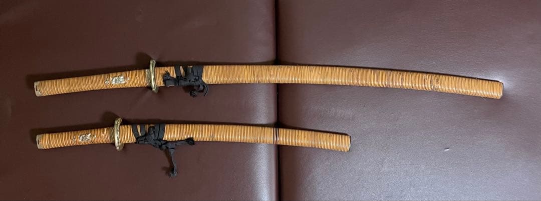 模造刀　小柄　太刀　脇差　刀掛け　武具　B591