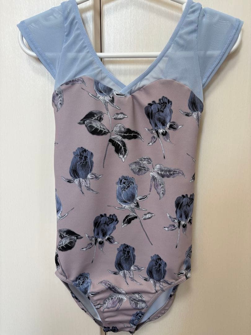 新品未使用〜stina スティナレオタード ジュニア P 120-130