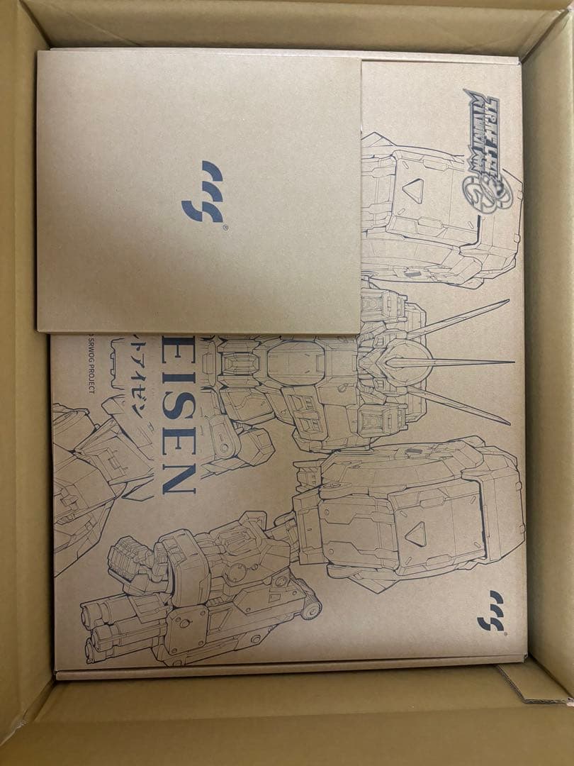 鉄魄シリーズ　アルトアイゼン　合金可動フィギュア　修正済み台座付