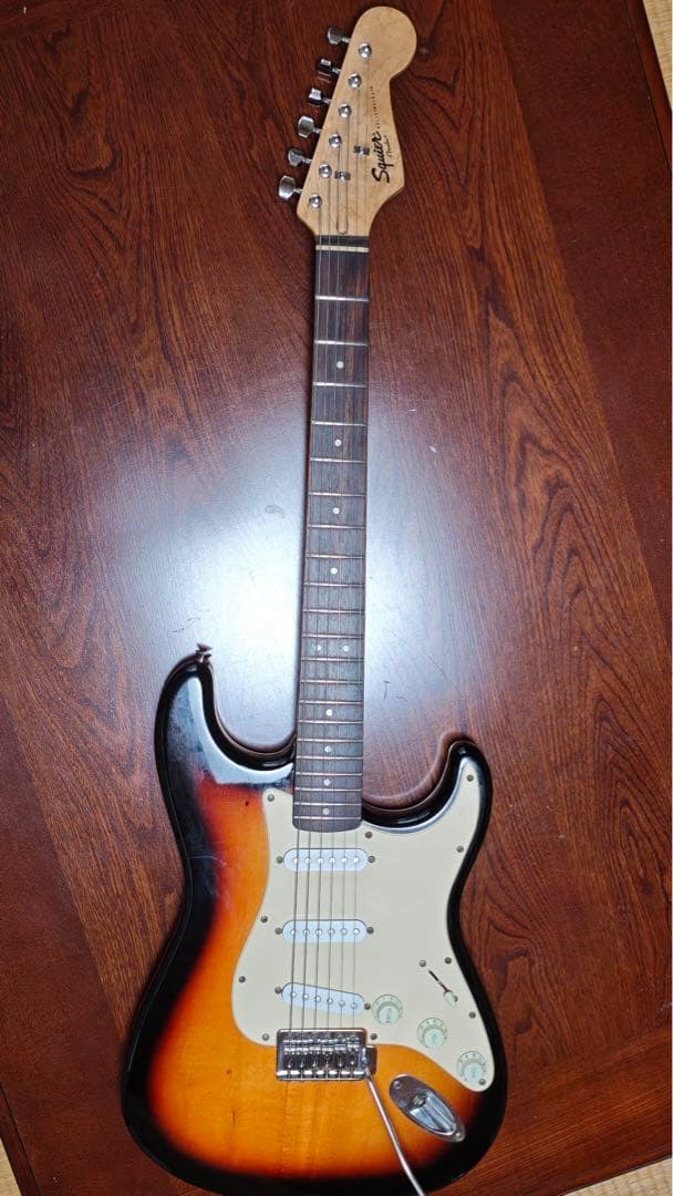 Squier bullet strat ストラトキャスター サンバースト