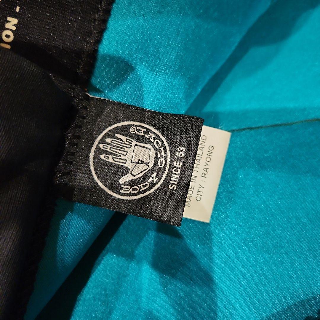 新品✨ボディグローブ　レディースM　フルスーツ 3/3mm ウェットスーツ