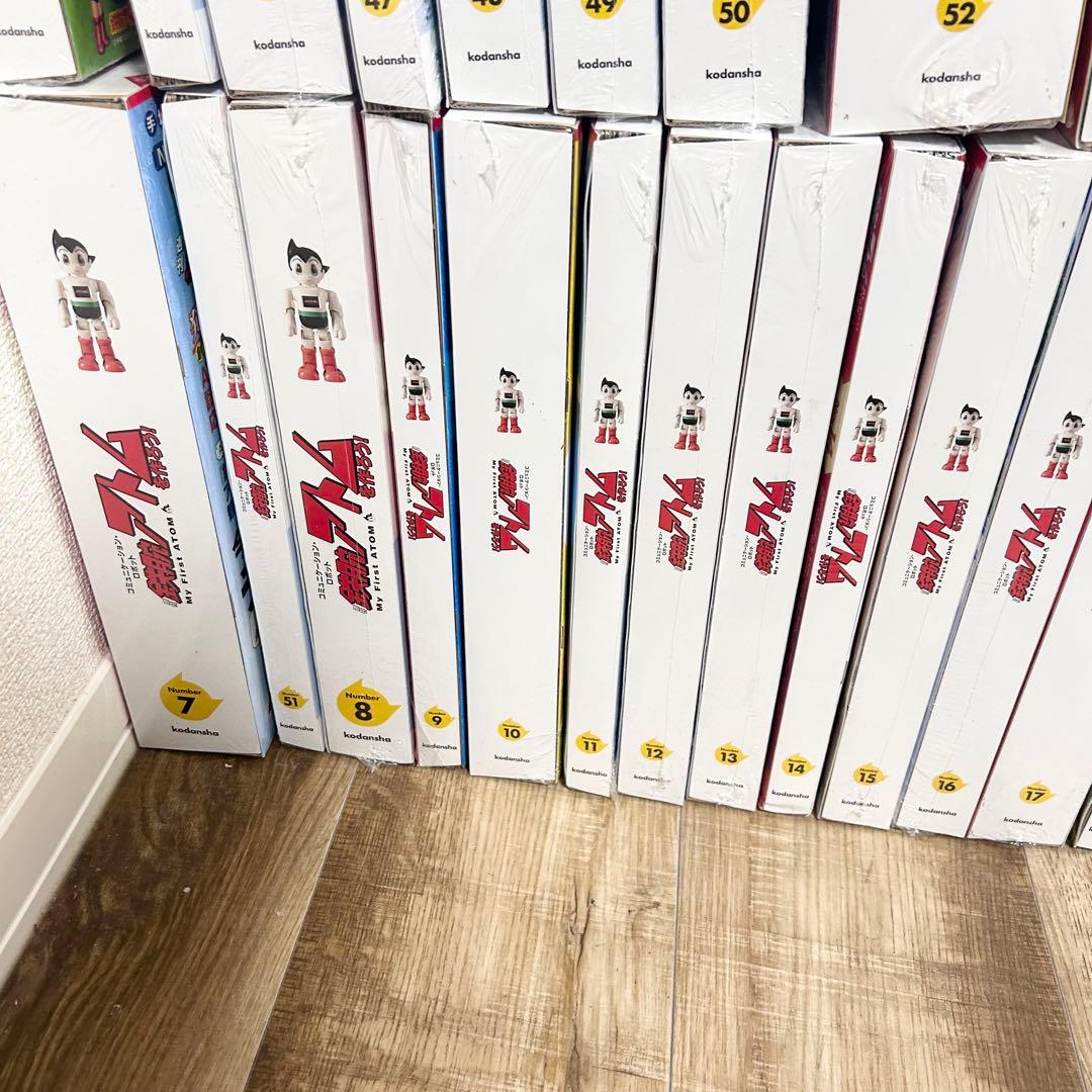 新品未開封品　鉄腕アトムを作ろう　全巻70巻 コンプリート 二足歩行　特典付き