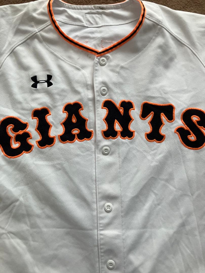 支給品　ジャイアンツ　ユニフォーム　田原選手
