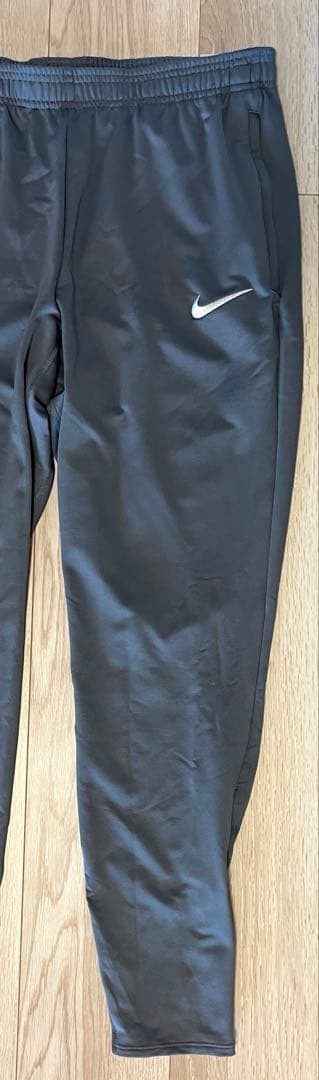 NIKE トッテナム　スパーズ　トラックパンツ　トレーニングパンツ　ジャージ