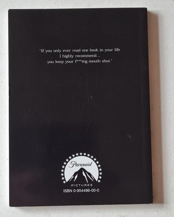 Banksy バンクシー 「CUT IT OUT」 公式作品集 限定版