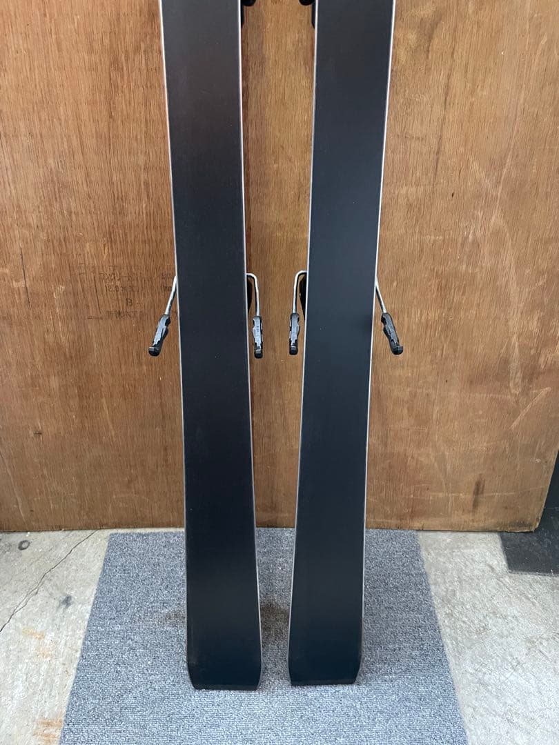 ATOMIC REDSTER MI スキー 板